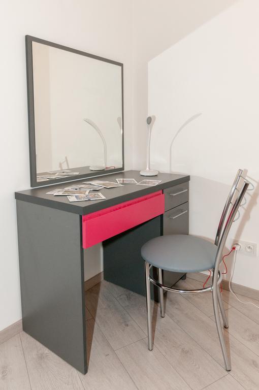 Pop Art Apartments Варшава Екстериор снимка